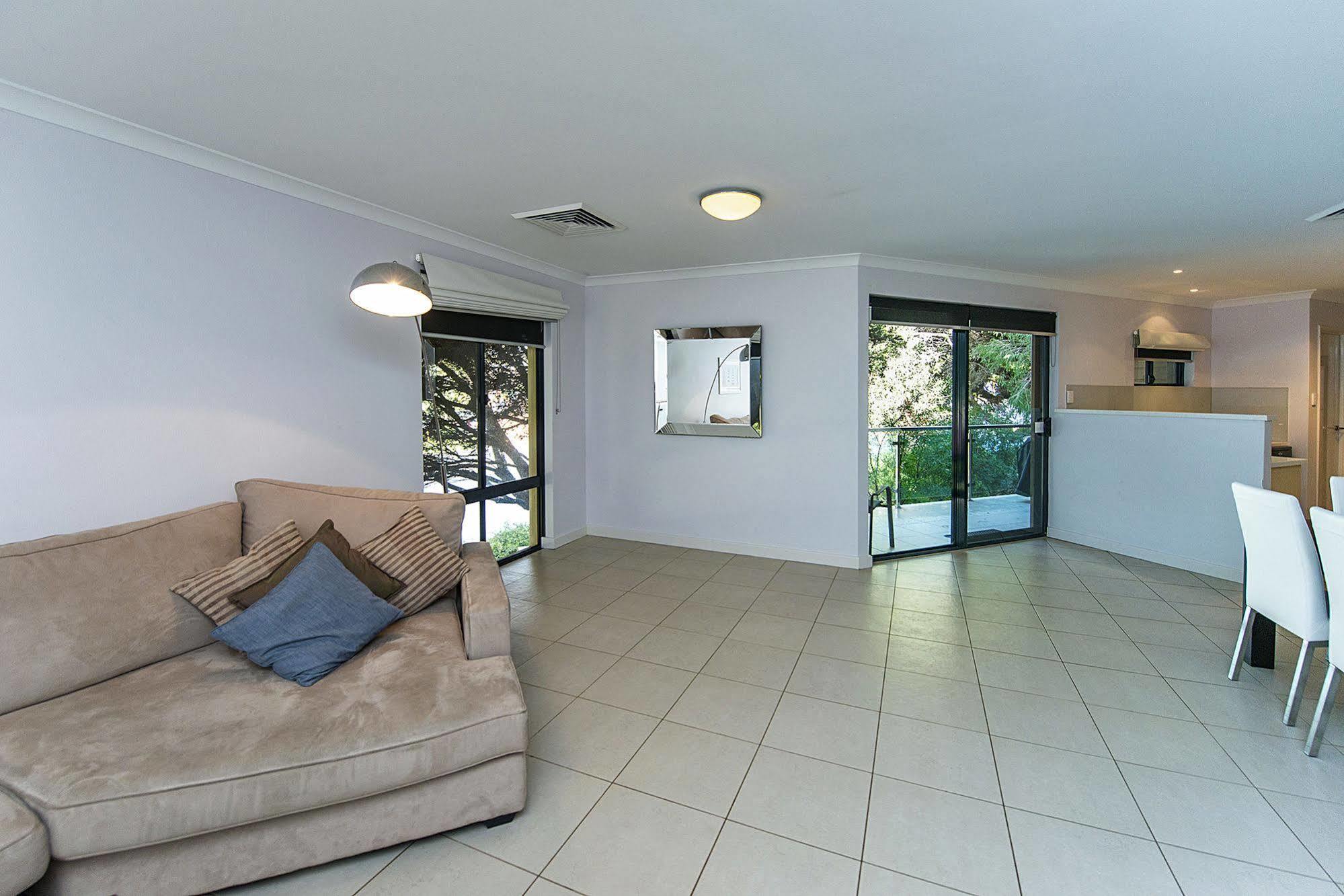 Yallingup Beach Resort מראה חיצוני תמונה